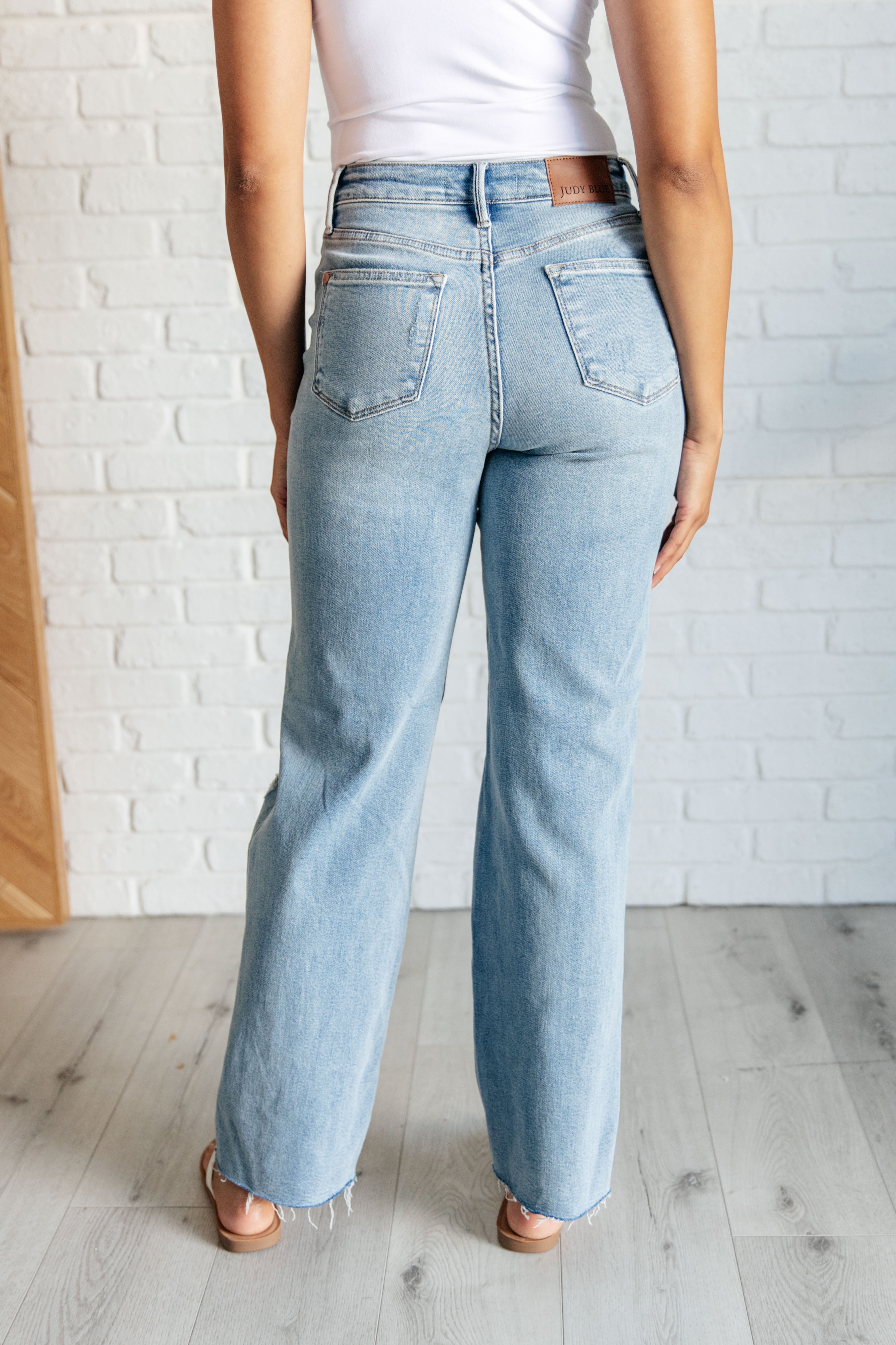 JUDY BLUE: Ramona High Rise Rigid Magic Destroyed Straight Jeans