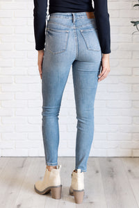 JUDY BLUE: Justine High Rise Control Top Contrast Wash Skinny Jeans