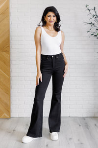 JUDY BLUE: Etta High Rise Control Top Flare Jeans in Black