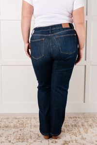 JUDY BLUE: Alaina High Rise Classic Straight Jeans