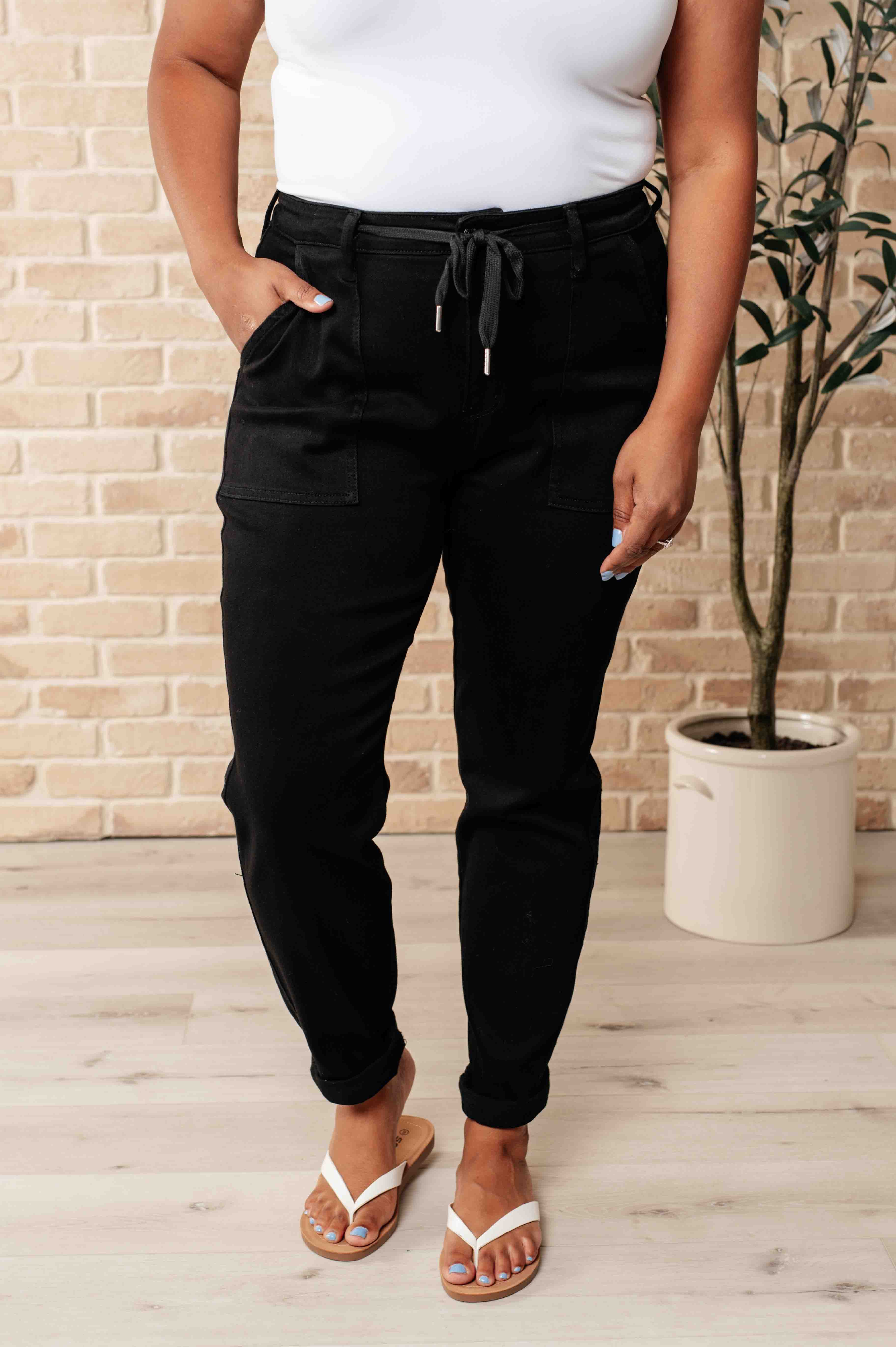 JUDY BLUE Carmen Double Cuff Joggers in Black