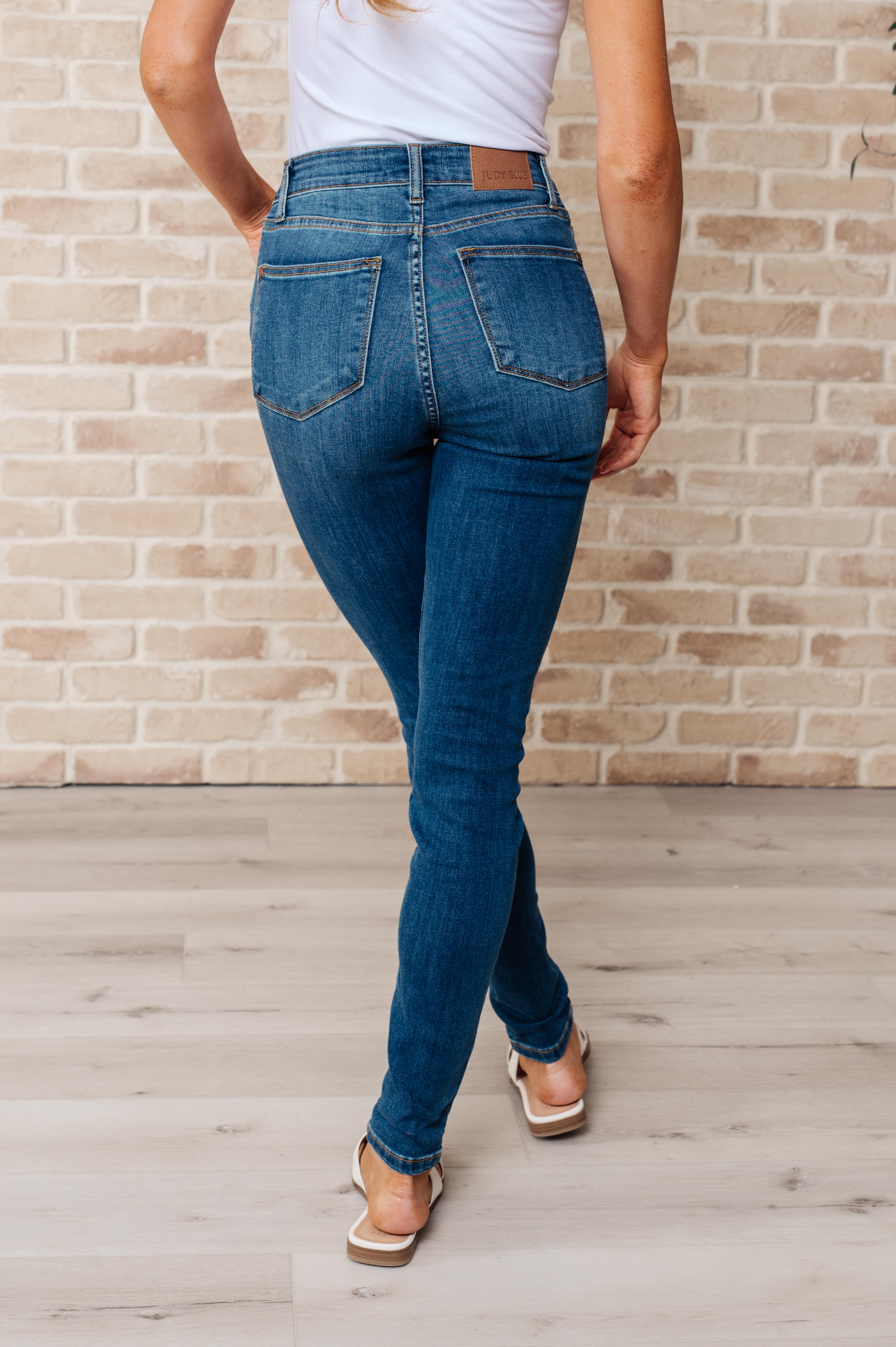 JUDY BLUE Daphne High Rise Skinny Jeans