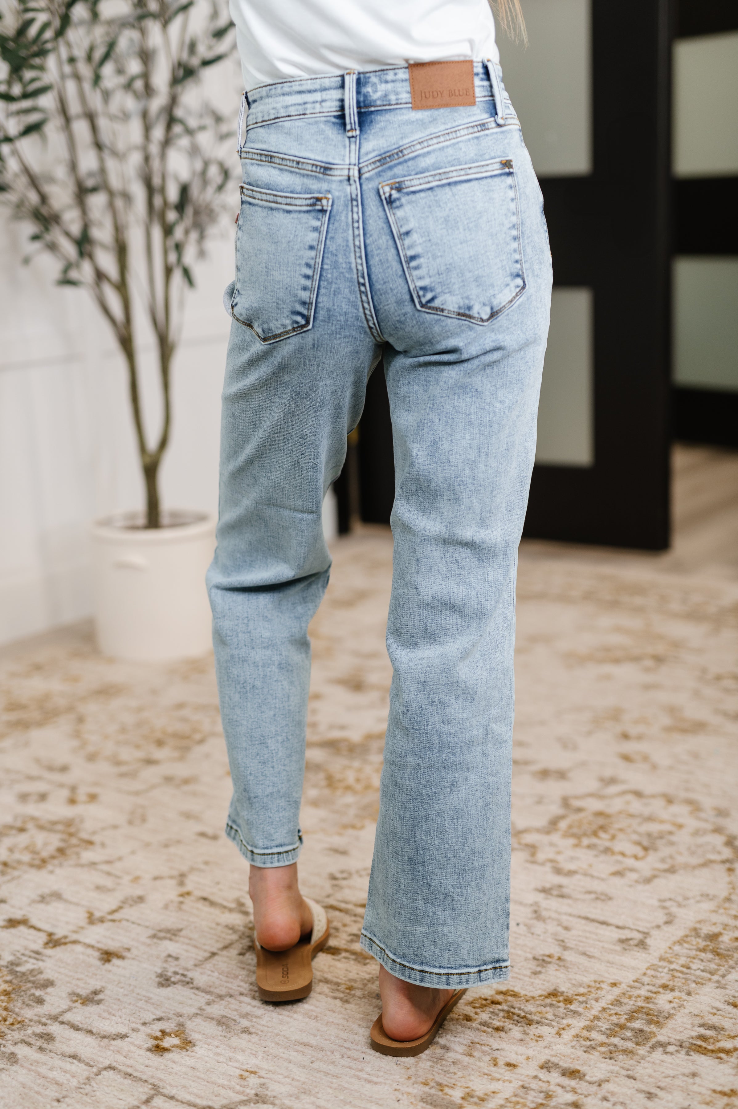 JUDY BLUE:  Debbie High Rise Stone Wash Straight Fit Jeans