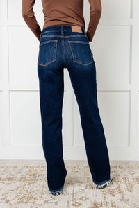 JUDY BLUE: Jacqueline Mid Rise Frayed Hem Straight Leg Jean