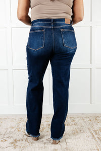 JUDY BLUE: Jacqueline Mid Rise Frayed Hem Straight Leg Jean