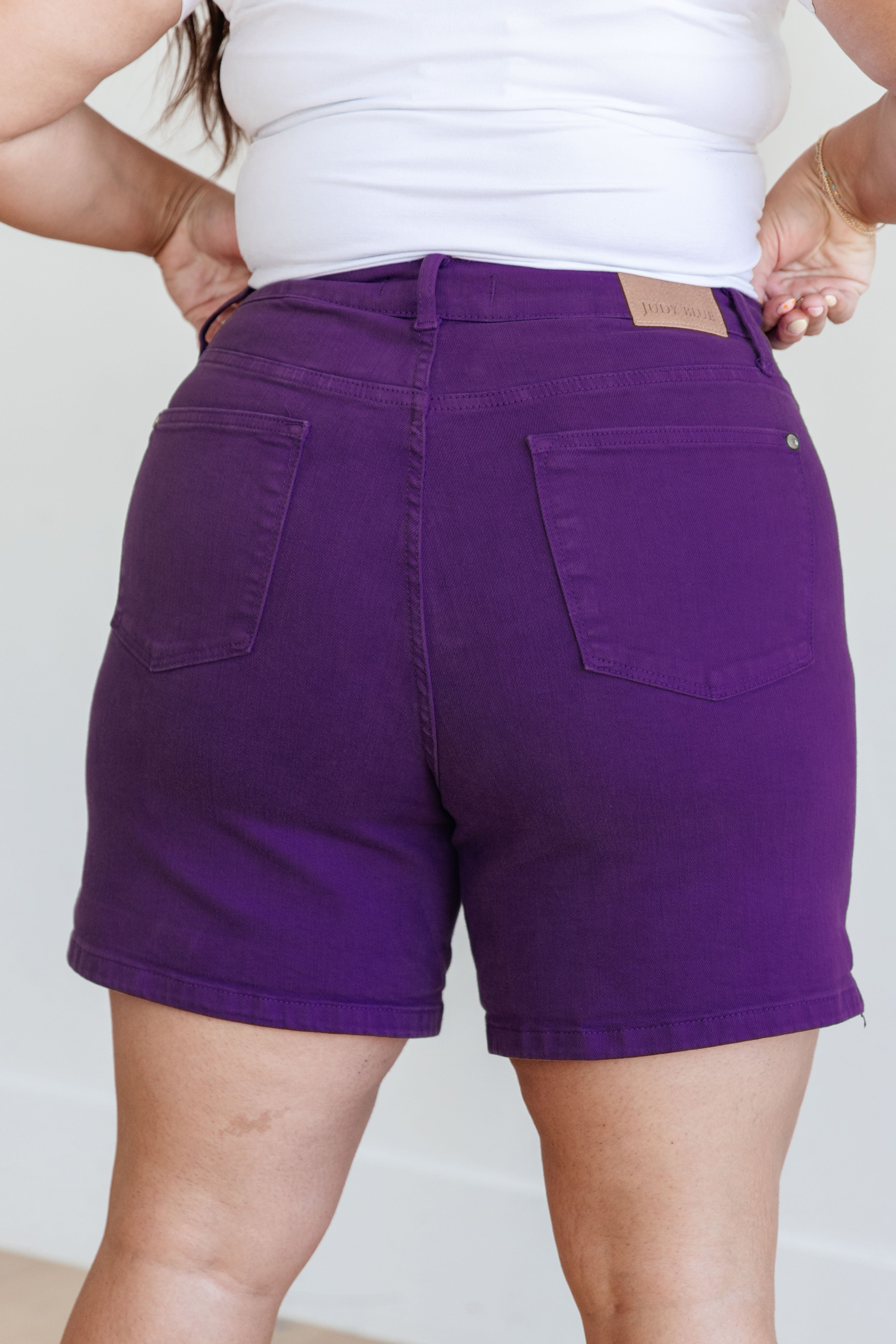 JUDY BLUE Jenna High Rise Control Top Cuffed Shorts in Purple