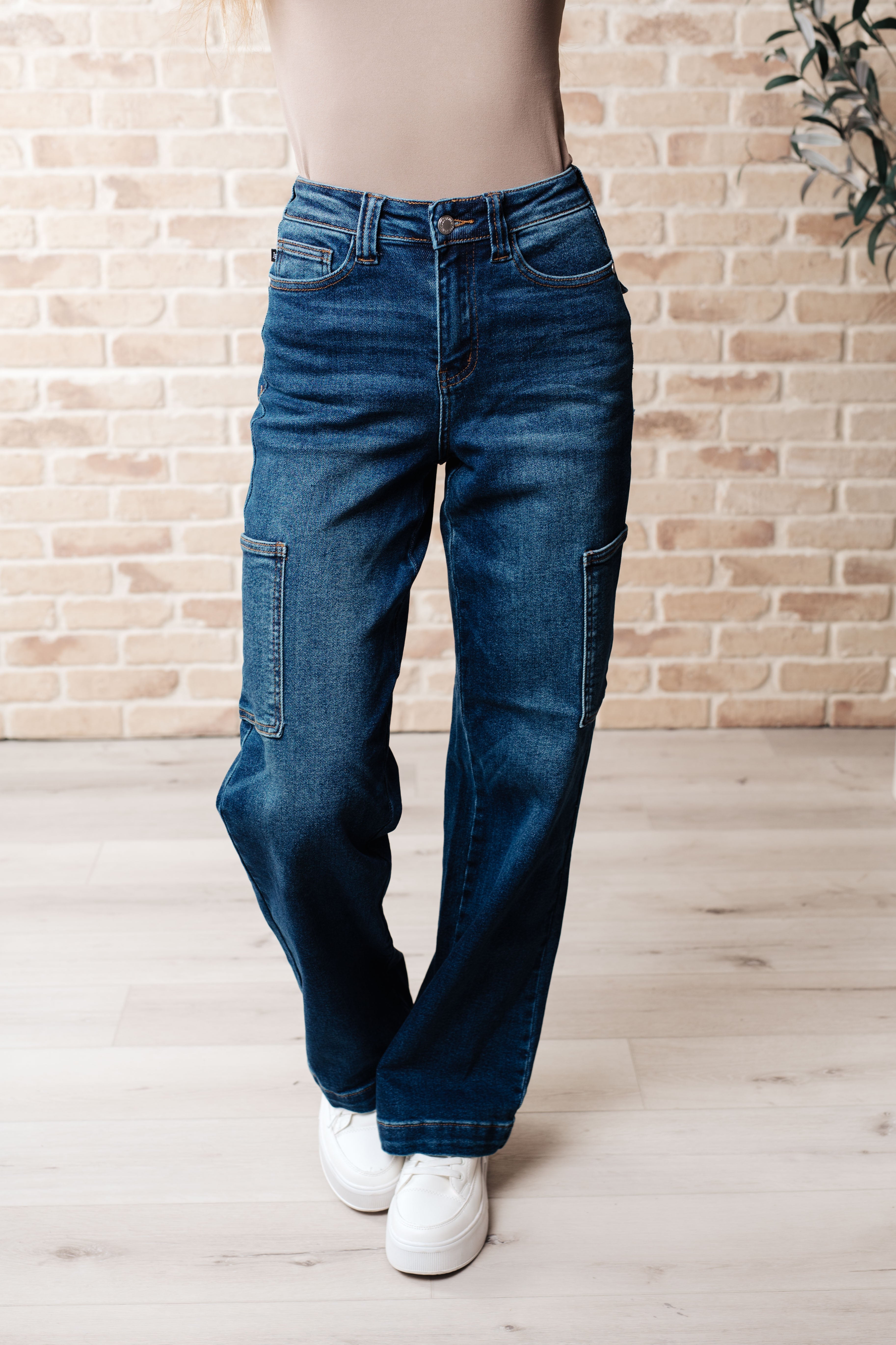 JUDY BLUE Leila High Rise Cargo Straight Jeans