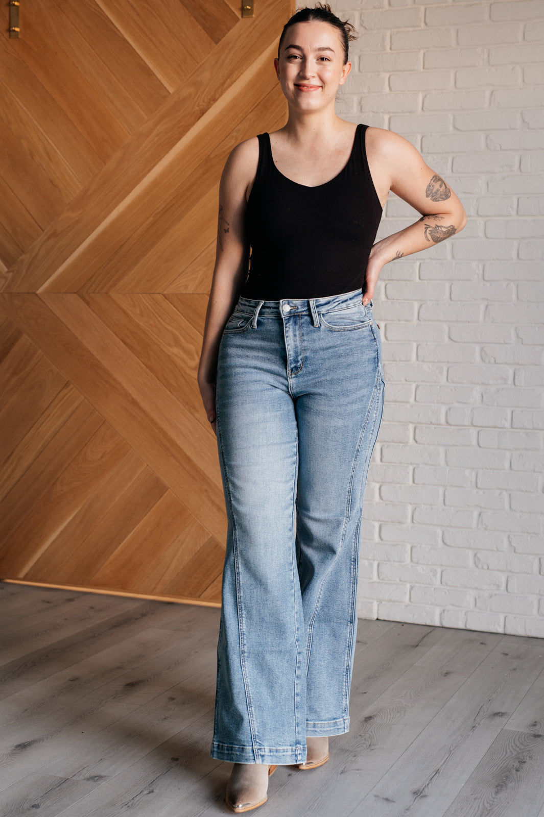 JUDY BLUE: Melia High Rise Side Seam Detail Wide Leg Jeans