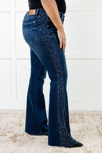 JUDY BLUE: Shannon Mid Rise Rhinestone Detail Flare Jeans