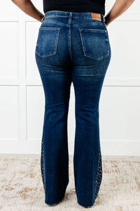 JUDY BLUE: Shannon Mid Rise Rhinestone Detail Flare Jeans