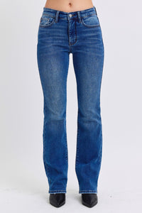 JUDY BLUE: Mid-Rise Bootcut Jeans with Thermal Lining