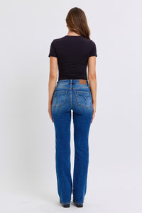 JUDY BLUE: Mid-Rise Bootcut Jeans with Thermal Lining