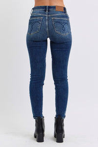 JUDY BLUE: Mid-Rise Waist Skinny Jeans with Thermal Lining