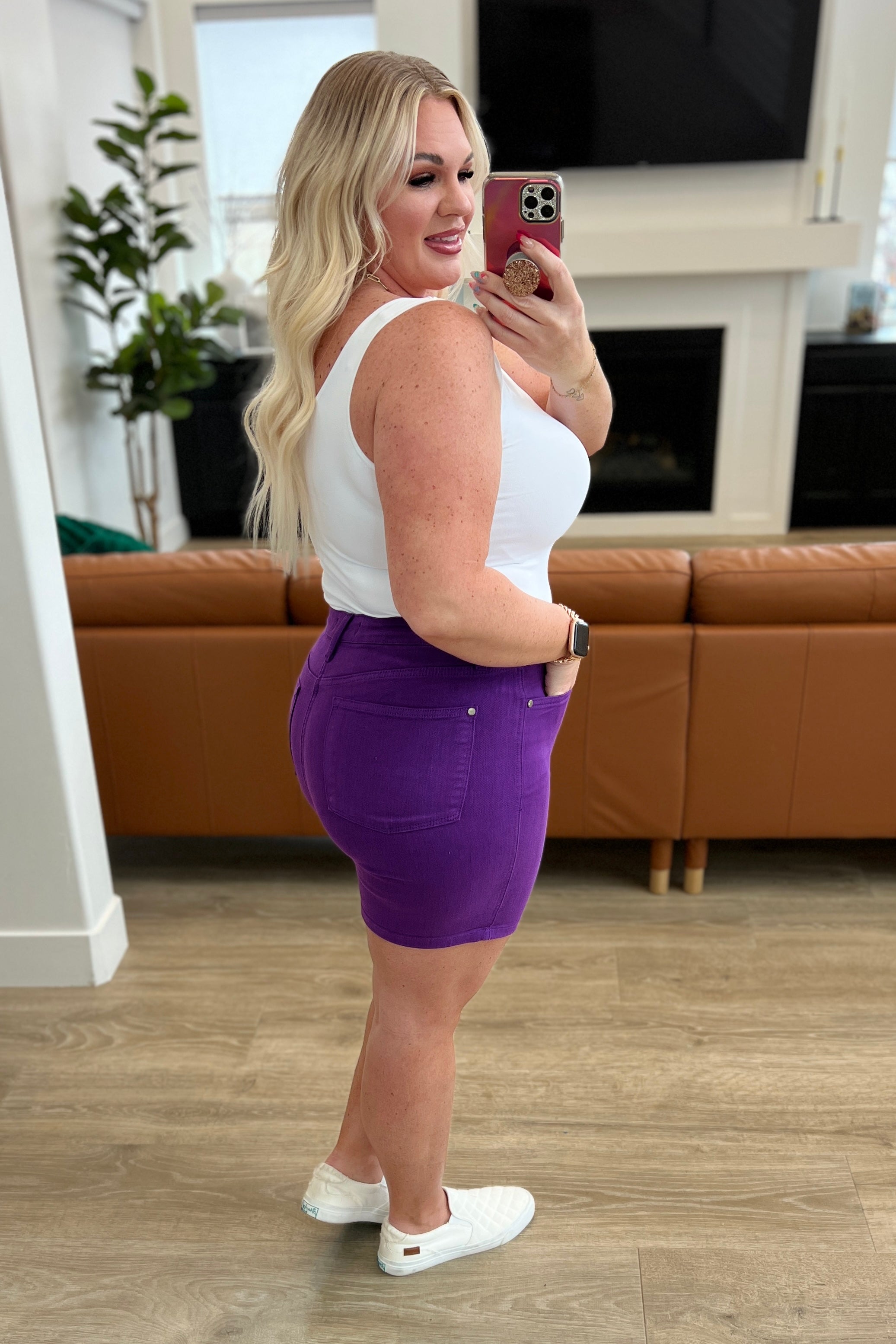 JUDY BLUE Jenna High Rise Control Top Cuffed Shorts in Purple