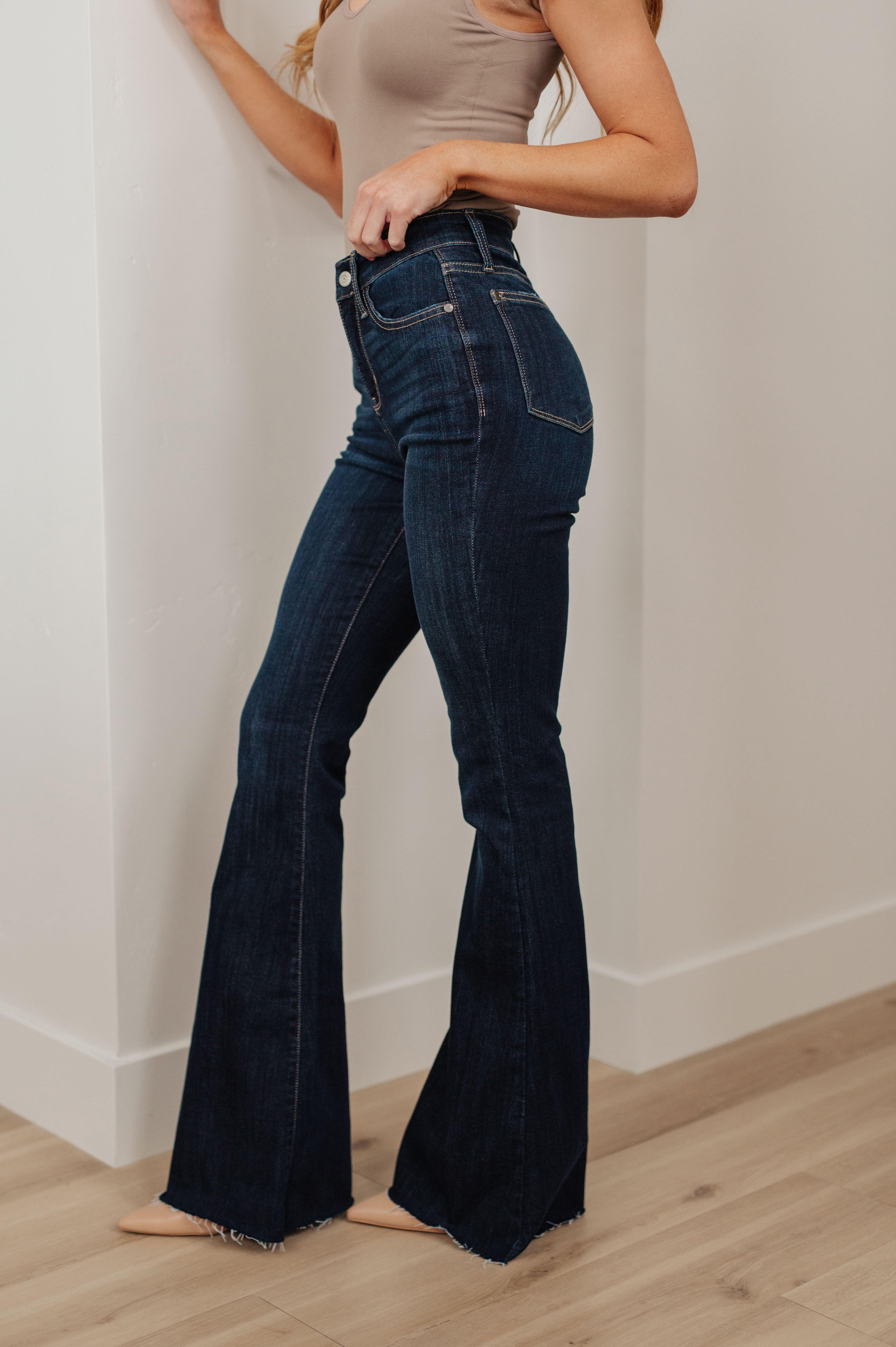 JUDY BLUE Jane High Rise Raw Hem Flare