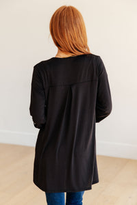 Lizzy Cardigan in Black