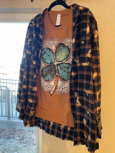 Clover tee
